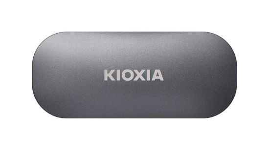 Obrázek KIOXIA Externí SSD 2TB EXCERIA PLUS, USB- C 3.2 Gen2, R: 1050/ W: 1000MB/ s